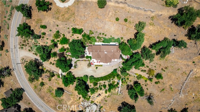 26000 Deertrail Drive, Tehachapi CA: https://media.crmls.org/medias/a17a0fdb-bacb-4914-b6bc-9daf9e62bbc9.jpg