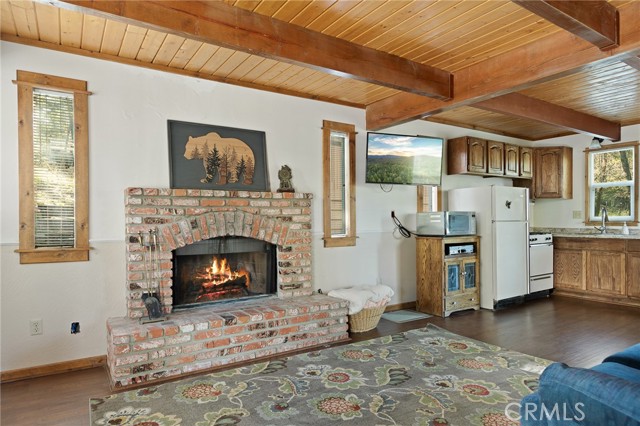 33133 Ridge Road, Arrowbear CA: https://media.crmls.org/medias/a17ae530-a597-4e78-8fd9-826f9ec597df.jpg