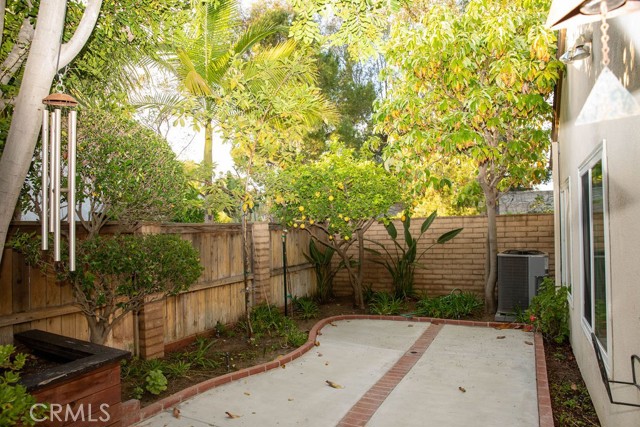 Detail Gallery Image 32 of 38 For 42 Almond Tree Ln, Irvine,  CA 92612 - 3 Beds | 2 Baths