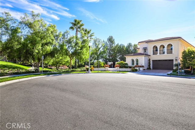 Detail Gallery Image 67 of 70 For 10 Hyacinth, Lake Forest,  CA 92630 - 5 Beds | 5/1 Baths