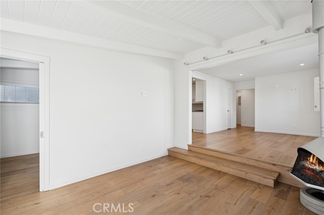 Detail Gallery Image 7 of 24 For 620 1/2 Acacia Ave, Corona Del Mar,  CA 92625 - 2 Beds | 2 Baths