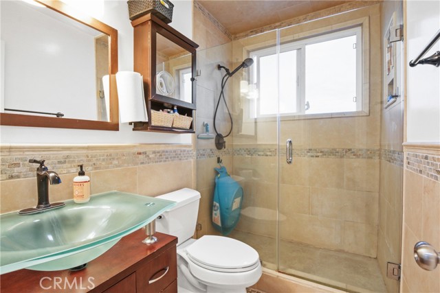 Detail Gallery Image 10 of 50 For 719 Oro Ter, San Pedro,  CA 90731 - – Beds | – Baths