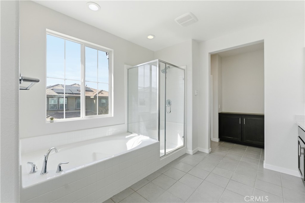 MLS #OC25234656 image #27