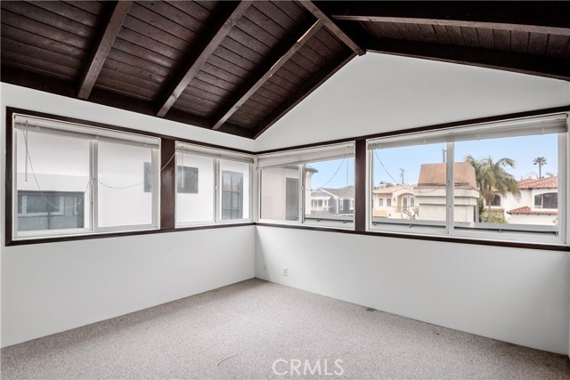 3300 Maple Avenue, Manhattan Beach, California 90266, 3 Bedrooms Bedrooms, ,2 BathroomsBathrooms,Residential,Sold,Maple,SB24120041