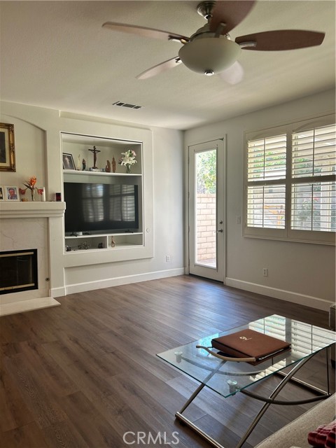 Detail Gallery Image 9 of 24 For 856 Jonliere, Corona,  CA 92882 - 5 Beds | 3 Baths