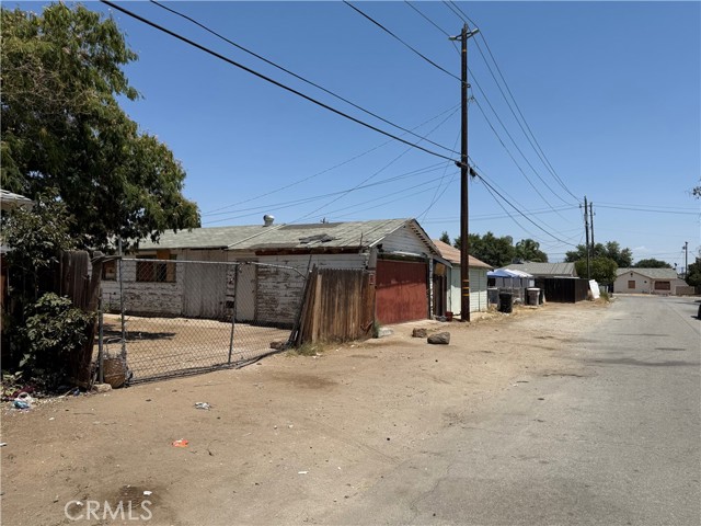 Detail Gallery Image 24 of 24 For 419 Linda Vista Dr, Bakersfield,  CA 93308 - 2 Beds | 1 Baths