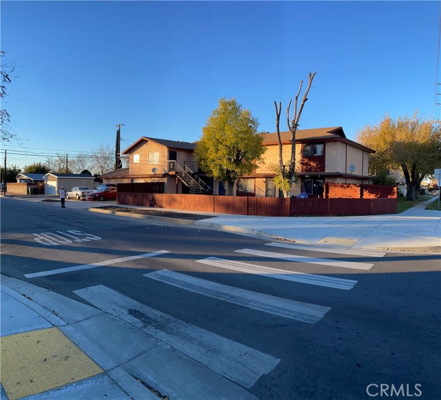 Detail Gallery Image 2 of 18 For 1011 W Avenue H12, Lancaster,  CA 93534 - – Beds | – Baths