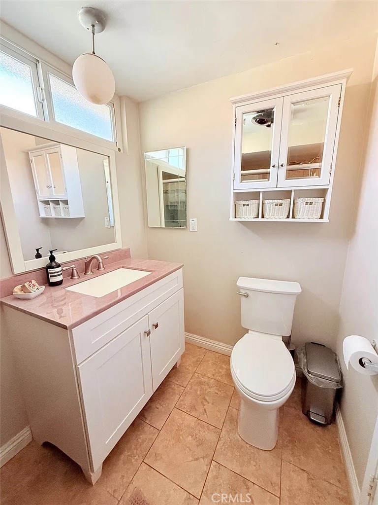 https://media.crmls.org/medias/a17e94a7-4188-4d24-819e-a6759de613fc.jpg?preset=X-Large