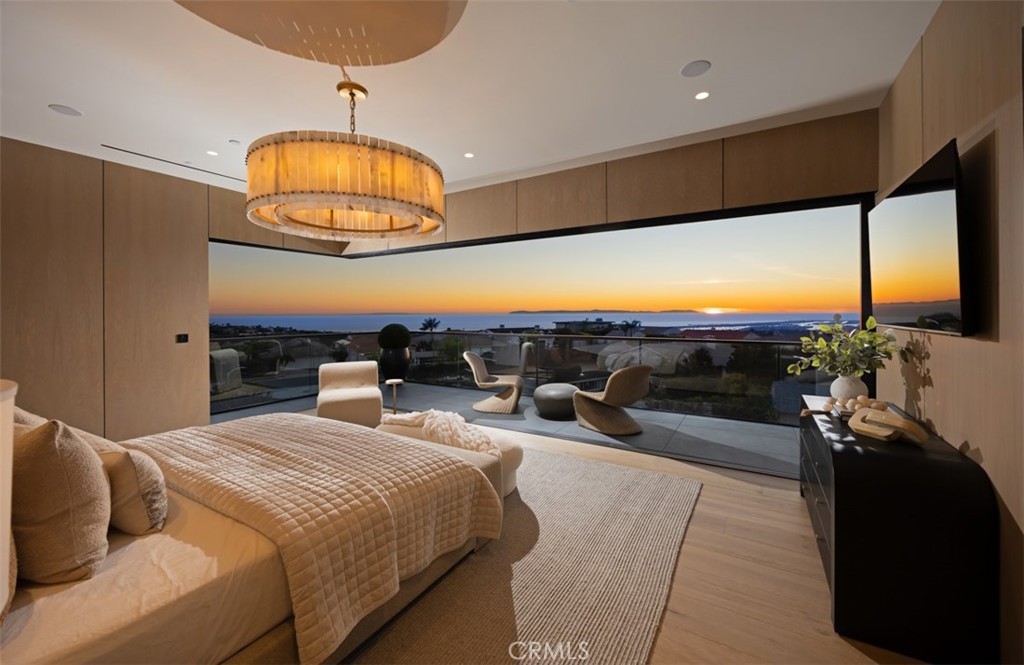 53 Montecito