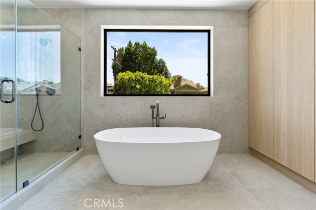 Detail Gallery Image 40 of 75 For 14738 Otsego St, Sherman Oaks,  CA 91403 - 5 Beds | 5/1 Baths