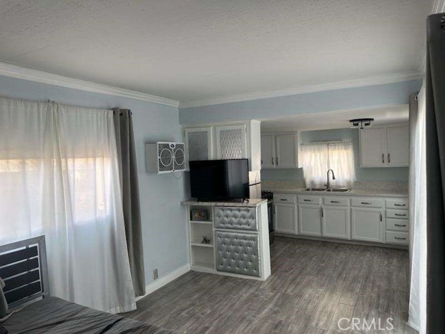 Detail Gallery Image 3 of 9 For 1697 W Highland Ave #15,  San Bernardino,  CA 92411 - 1 Beds | 1 Baths