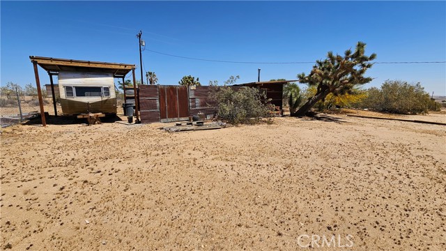 Detail Gallery Image 9 of 39 For 1240 Geronimo Trl, Yucca Valley,  CA 92284 - 1 Beds | 1 Baths