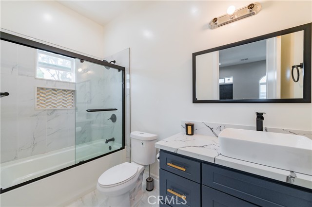 Detail Gallery Image 43 of 61 For 451 Avenida Esplendor, Walnut,  CA 91789 - 6 Beds | 6/1 Baths