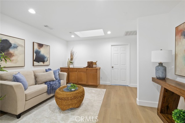 Detail Gallery Image 18 of 36 For 841 S Greenwood #D,  Montebello,  CA 90640 - 3 Beds | 3 Baths