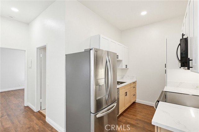 Detail Gallery Image 9 of 23 For 8328 Regents Rd 1f,  San Diego,  CA 92122 - 1 Beds | 1 Baths