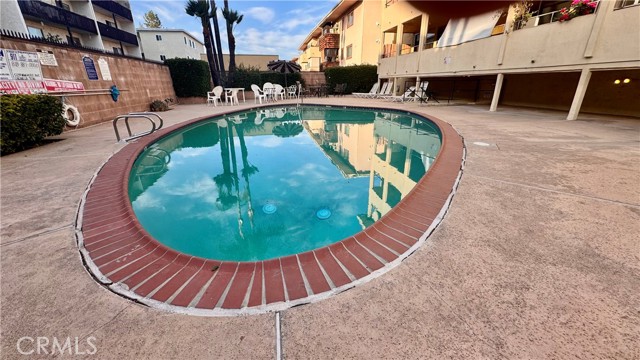 Detail Gallery Image 39 of 44 For 5339 Newcastle Ave #109,  Encino,  CA 91316 - 2 Beds | 2 Baths