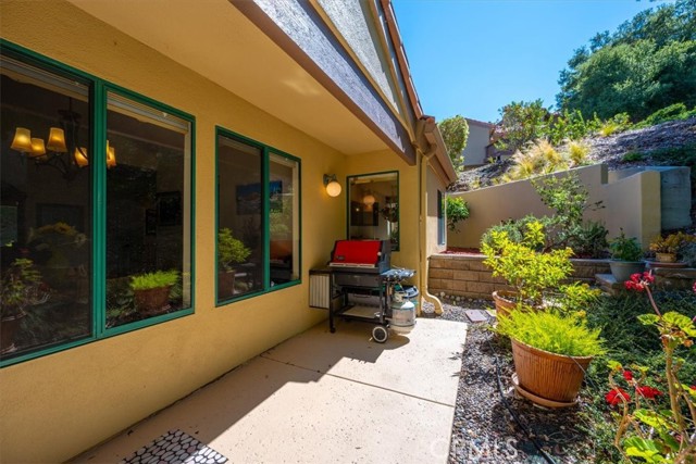 6271 Twinberry Circle, Avila Beach CA: https://media.crmls.org/medias/a1804978-95ee-4726-80d9-a9dd765eedc3.jpg