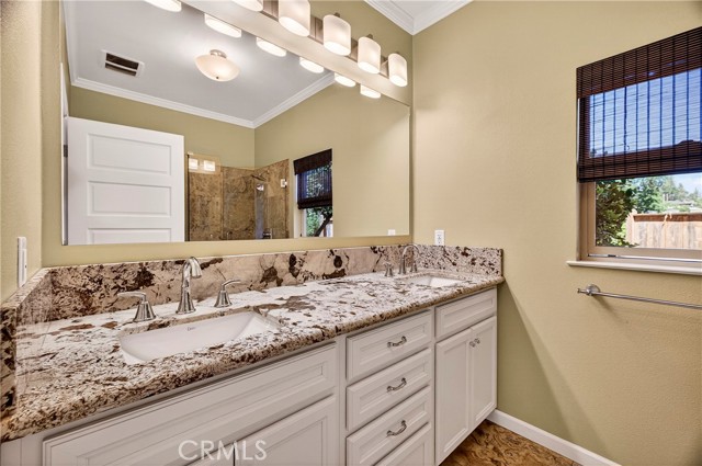 6153 Twin, Paradise CA: https://media.crmls.org/medias/a180662e-efe7-43ed-b2a0-ac1a9fb2c34b.jpg