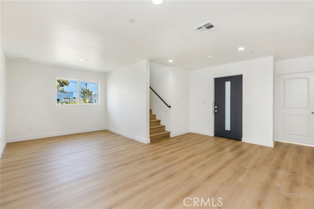 Detail Gallery Image 9 of 21 For 9613 S Hobart Bld, Los Angeles,  CA 90047 - – Beds | – Baths