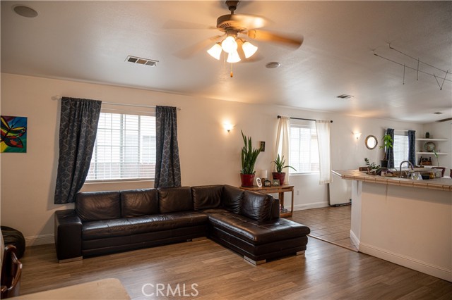 Detail Gallery Image 3 of 13 For 3720 W Bullard Ave, Fresno,  CA 93711 - 3 Beds | 2 Baths