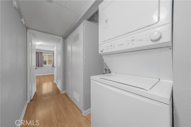 Detail Gallery Image 9 of 25 For 1256 Patricia Ave #10,  Simi Valley,  CA 93065 - 2 Beds | 2 Baths