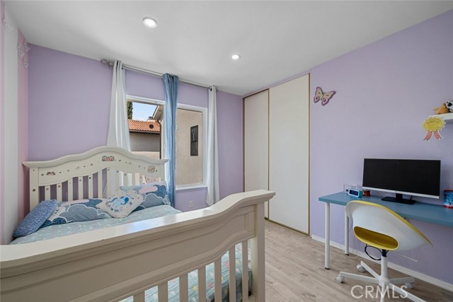 22835 Styles Street, Woodland Hills CA: https://media.crmls.org/medias/a182988b-ec0b-4ad6-8746-44923dc59f37.jpg
