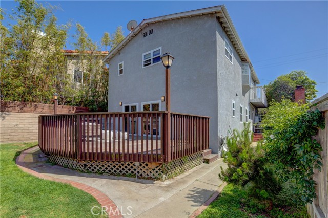 705 35th Street, Manhattan Beach, California 90266, 4 Bedrooms Bedrooms, ,4 BathroomsBathrooms,Residential,Sold,35th,SB22086217