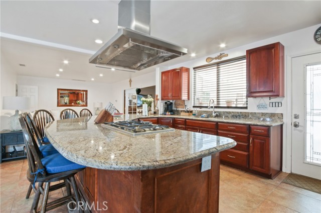 10301 Rhiems Road, Anaheim CA: https://media.crmls.org/medias/a1831e43-205c-4907-a5e3-f7bdd8b6bc55.jpg