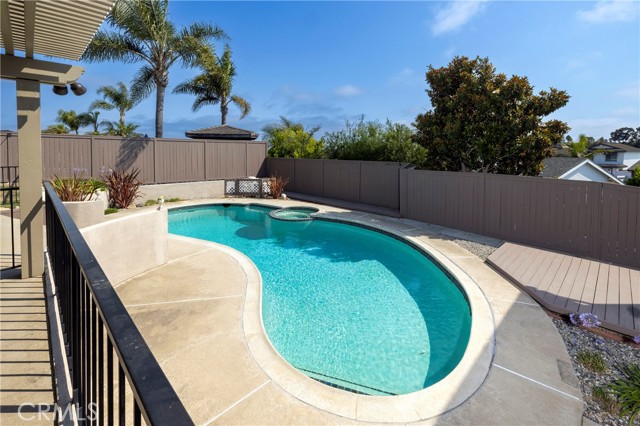 Detail Gallery Image 30 of 36 For 33142 Sea Lion Dr, Dana Point,  CA 92629 - 4 Beds | 3 Baths