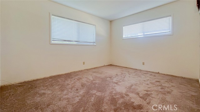 Detail Gallery Image 15 of 29 For 7411 Joshua Ln, Yucca Valley,  CA 92284 - 6 Beds | 2 Baths