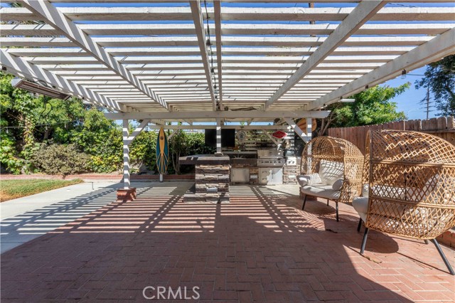 19922 Carmania Lane, Huntington Beach CA: https://media.crmls.org/medias/a18506e3-4f40-4b05-960c-dda585885be1.jpg
