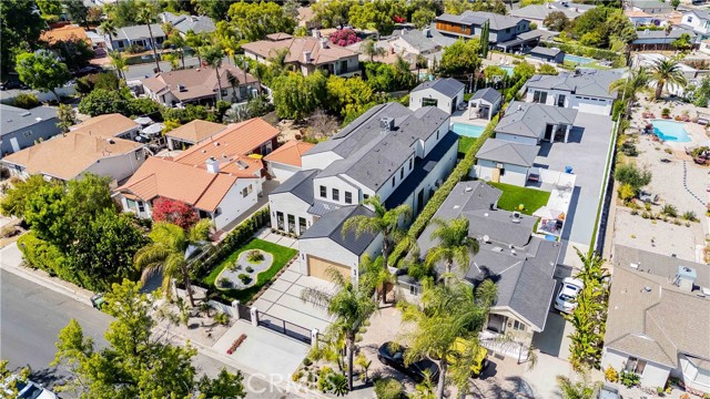 Detail Gallery Image 37 of 37 For 16711 Moorpark St, Encino,  CA 91436 - 6 Beds | 6/1 Baths