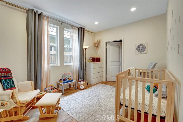 13935 Burbank, 105 photo 26
