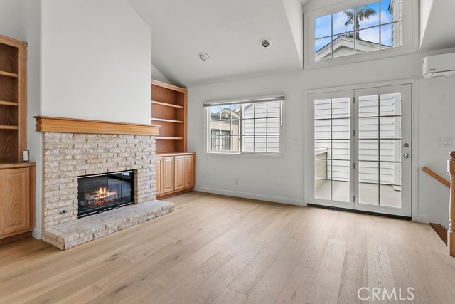 426 Goldenrod Avenue, Corona del Mar CA: https://media.crmls.org/medias/a1861af4-b5fb-4507-bf05-4d2056eaebaf.jpg