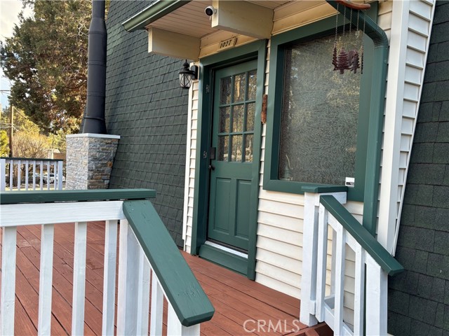Detail Gallery Image 3 of 43 For 1027 Pine Mountain, Big Bear City,  CA 92314 - 3 Beds | 2/1 Baths