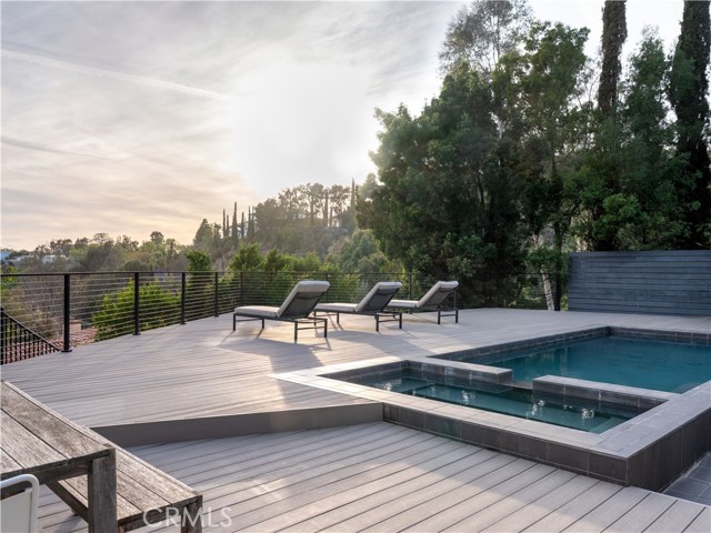 2420 Bowmont Drive, Beverly Hills CA: https://media.crmls.org/medias/a1865903-c906-4d18-968c-fba574e92a0e.jpg