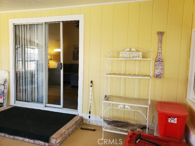 21621 Sandia Road, Apple Valley CA: https://media.crmls.org/medias/a186ee31-cbd3-4db3-9396-2d37c05d6e65.jpg