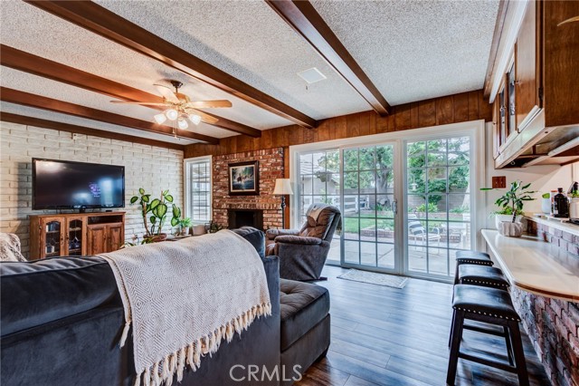 5802 Lakehaven Way, Yorba Linda CA: https://media.crmls.org/medias/a187b746-828c-4d33-a9e4-0b849acd5b01.jpg