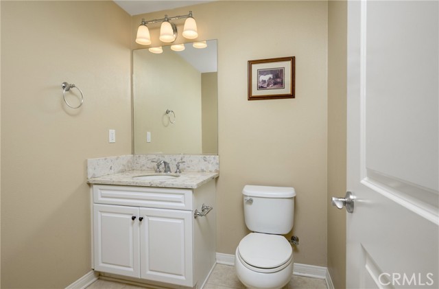 1/2 Bath