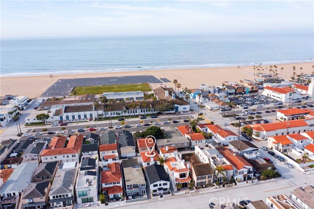 Detail Gallery Image 3 of 51 For 1319 Unit B W Bay Ave #B,  Newport Beach,  CA 92661 - 1 Beds | 1 Baths