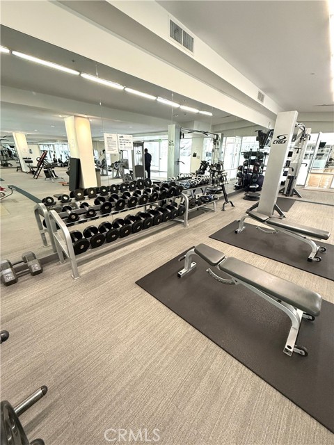 1234 Wilshire Blvd, Los Angeles CA: https://media.crmls.org/medias/a1885c5b-d607-4db7-921b-11974d119083.jpg