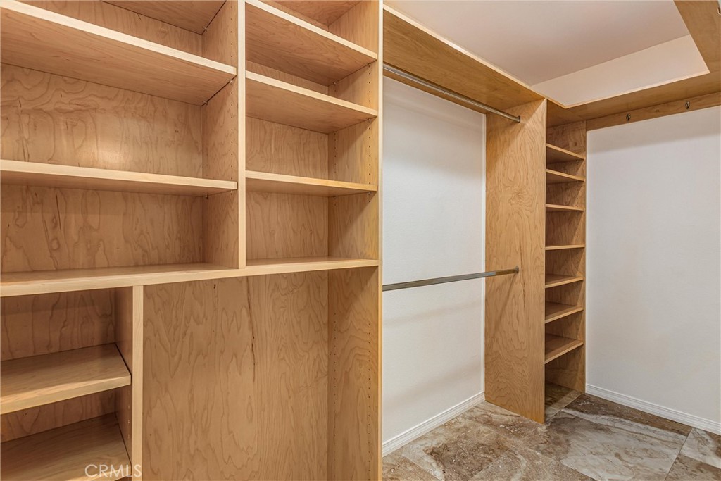 MLS #IG25244197 image #30