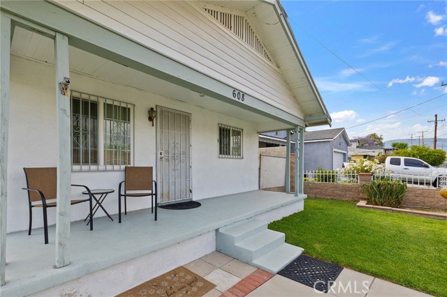 608 Western Avenue, San Bernardino CA: https://media.crmls.org/medias/a18992b2-1541-4acf-ab23-17f26253ef3e.jpg