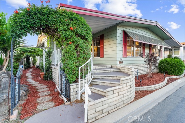 Detail Gallery Image 4 of 48 For 1400 S Sunkist #80,  Anaheim,  CA 92806 - 2 Beds | 2 Baths