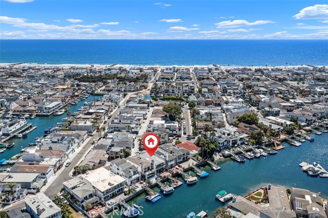 Detail Gallery Image 37 of 43 For 3810 Channel Pl, Newport Beach,  CA 92663 - 3 Beds | 2/1 Baths