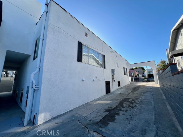 Detail Gallery Image 42 of 45 For 654 Penrith, Los Angeles,  CA 90023 - 6 Beds | 5 Baths