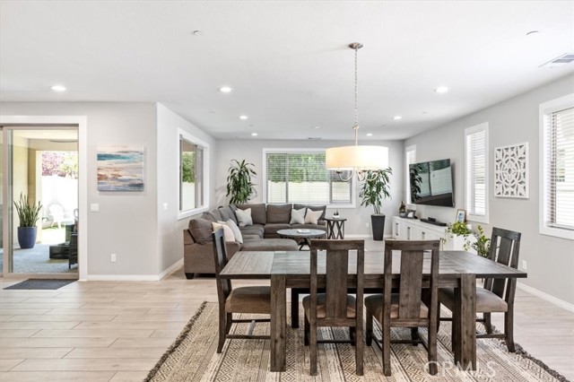 Detail Gallery Image 3 of 60 For 235 Triumph Ln, San Marcos,  CA 92078 - 4 Beds | 3/1 Baths