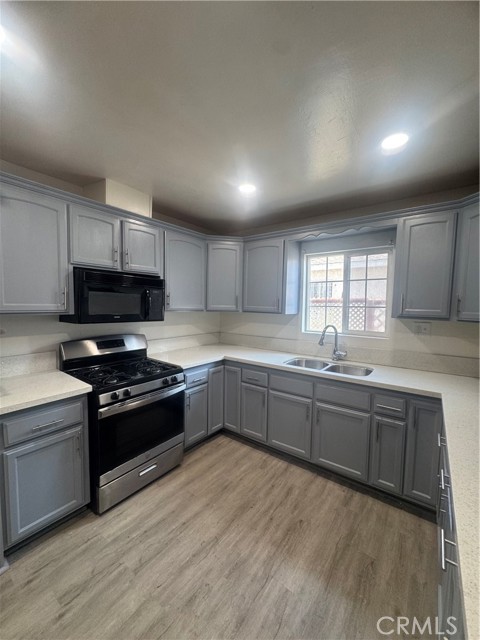 Detail Gallery Image 50 of 75 For 13107 Jarvis, Los Angeles,  CA 90061 - 7 Beds | 5 Baths