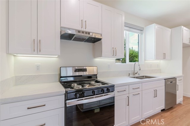 Detail Gallery Image 11 of 27 For 10230 Tujunga Canyon Bld, Tujunga,  CA 91042 - 3 Beds | 2 Baths