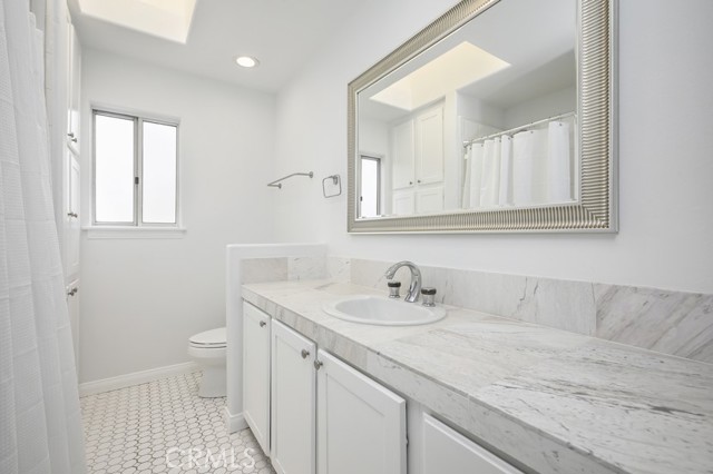 Detail Gallery Image 29 of 40 For 1702 N Meadows Ave, Manhattan Beach,  CA 90266 - 3 Beds | 2/1 Baths